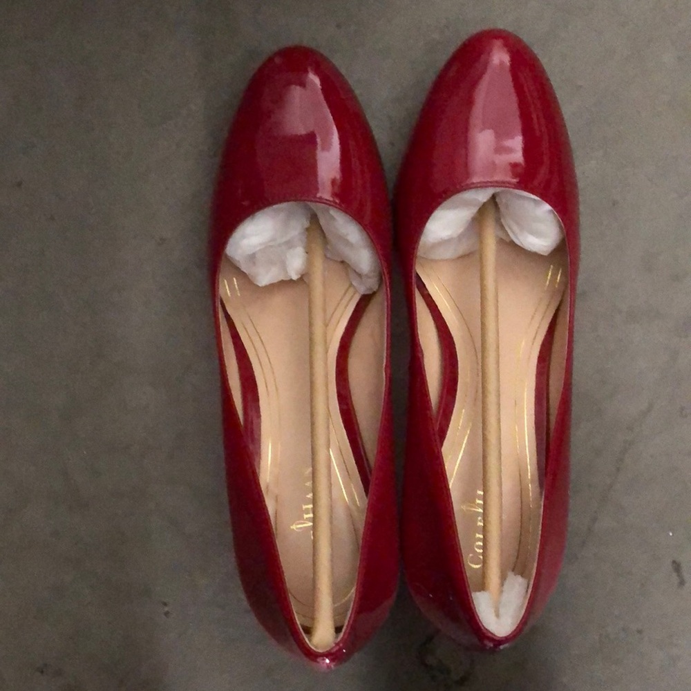 Cole Haan/size 7.5 /red/Nike air/heels